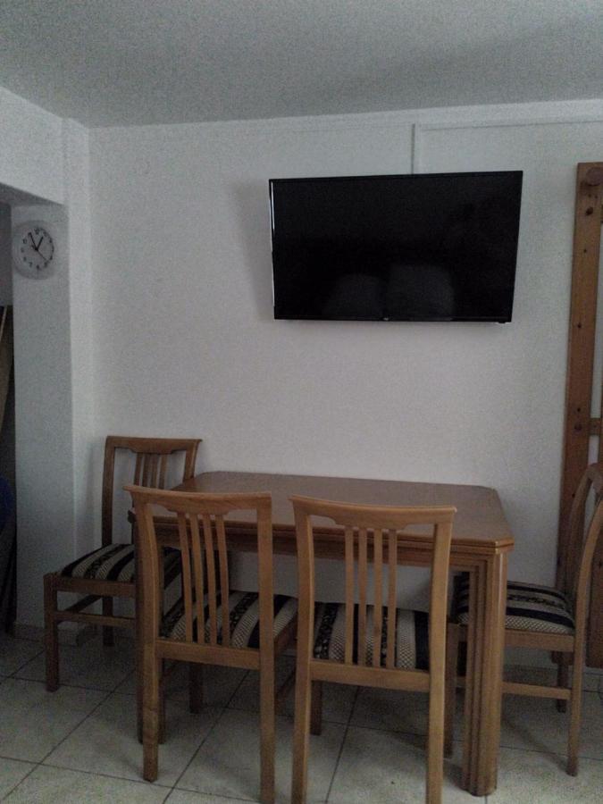 Art Syngrou
