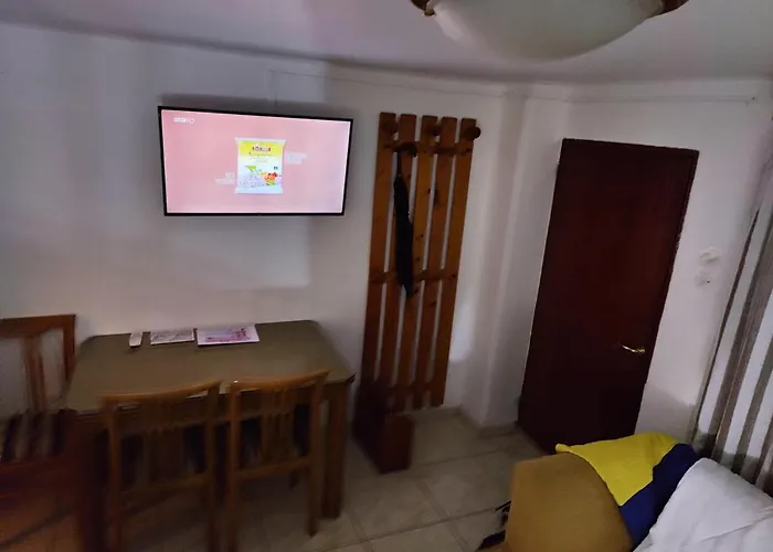 Art Apartment Syngrou